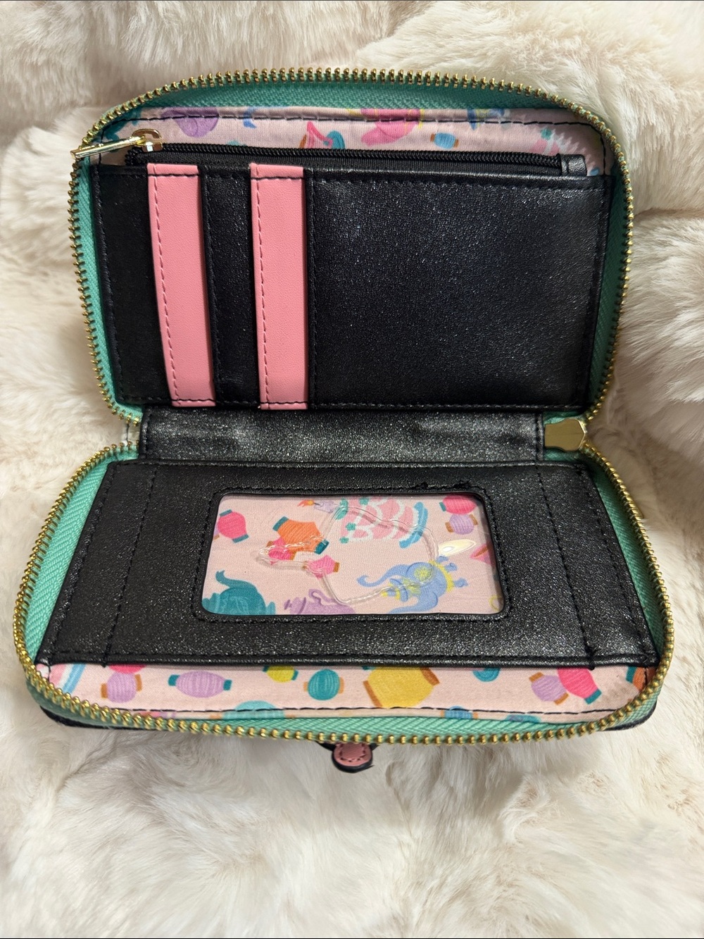 Loungefly Alice in Wonderland wallet - Picture 6 of 7
